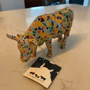 Cow parade: Moozaic cow